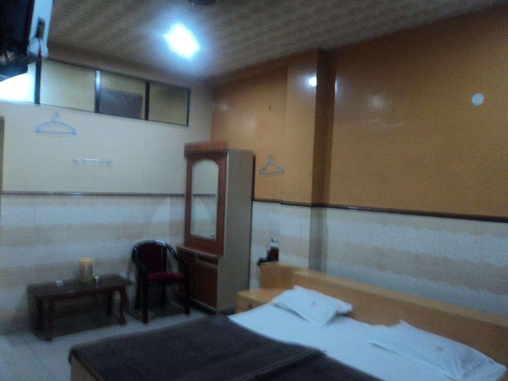 Hotel Jyoti Varanasi Cameră foto