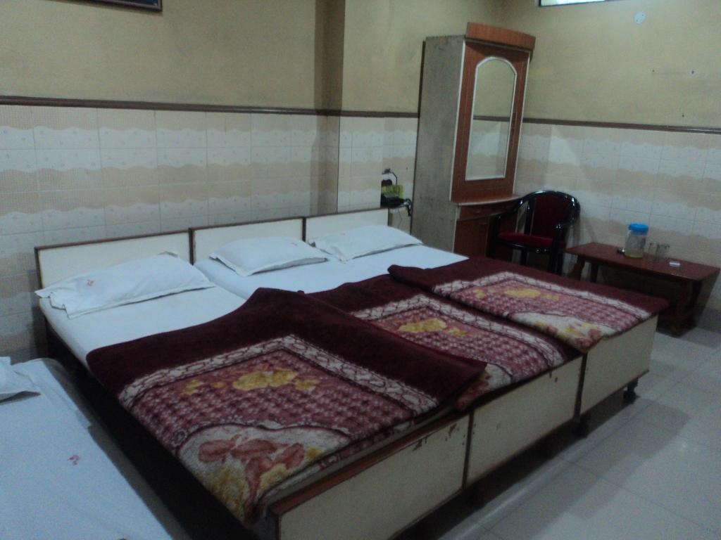 Hotel Jyoti Varanasi Cameră foto